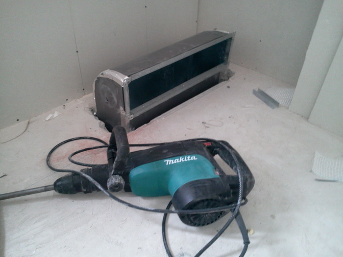 Кондиционеры. Монтаж (установка) канального кондиционера Daikin FDXS35E7VMB